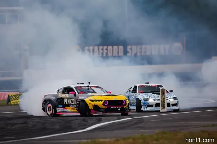 RTR Demonstrates How Professionals Tune a Mustang for Formula Drift