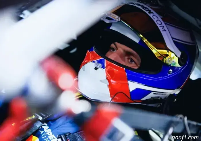 Max Verstappen debutó con éxito en el Nürburgring.