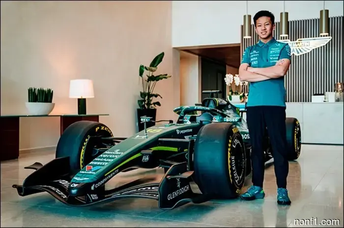 Zhenzhui Chi - a new listener at the Aston Martin Academy