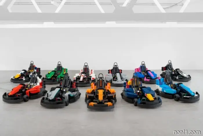 The pilots' parade will take place in cars made of Lego.