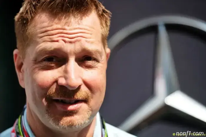 George Kurtz compró parte de la participación de Toto Wolff en Mercedes.