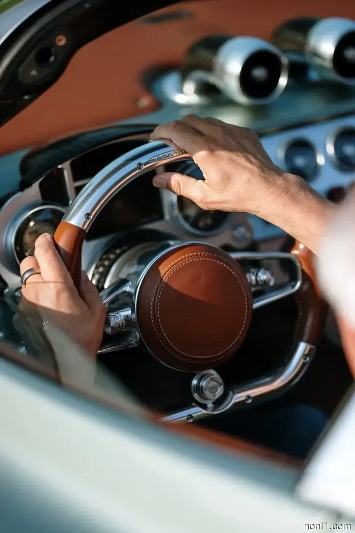 Revisión del Pagani Utopia Roadster: Haciendo arte a partir de minerales raros