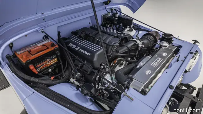 El Stellar V8 Scrambler Restomod podría ser el único Jeep antiguo que vale $260,000.