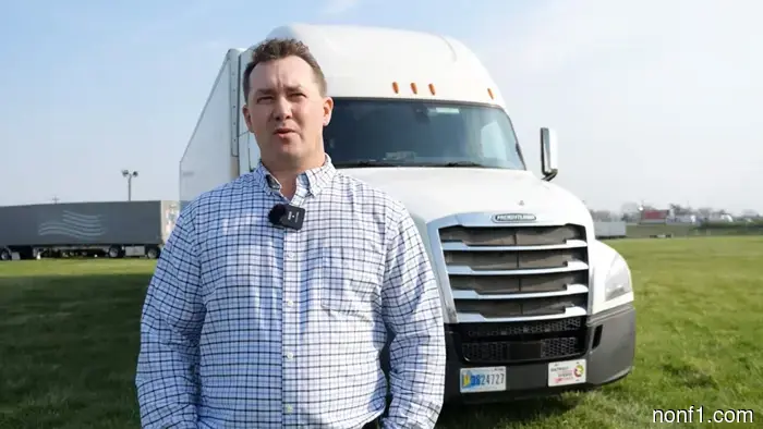 Hear a dedicated truck driver describe how he achieves 10 miles per gallon with his Freightliner.
