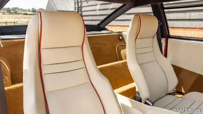 Вы можете купить «новый» Aston Martin V8 Vantage Zagato 1990 года.