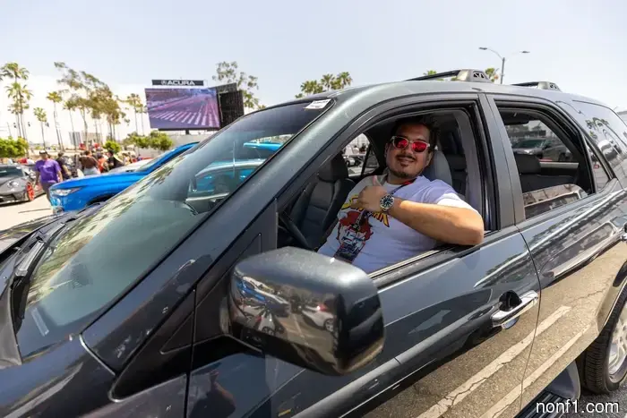 There's no valid reason to take a 2003 Acura MDX on a track, yet I did it and have no regrets.