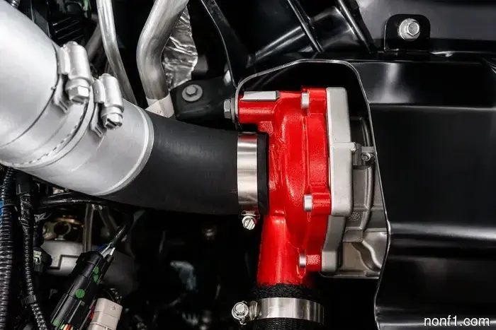 SRT's Innovative Quick-Spool Turbo Device Allows the Hurricane I6 to Perform Like a V8.