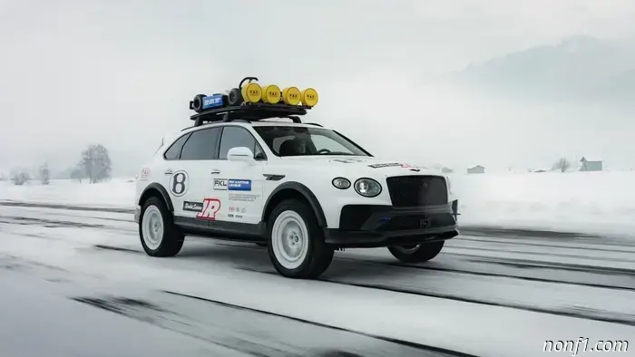 The Bentley Bentayga X Concept is the luxurious off-road vehicle we desire.