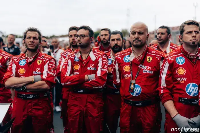 Ferrari 'celoso del pasado' - Montezemolo