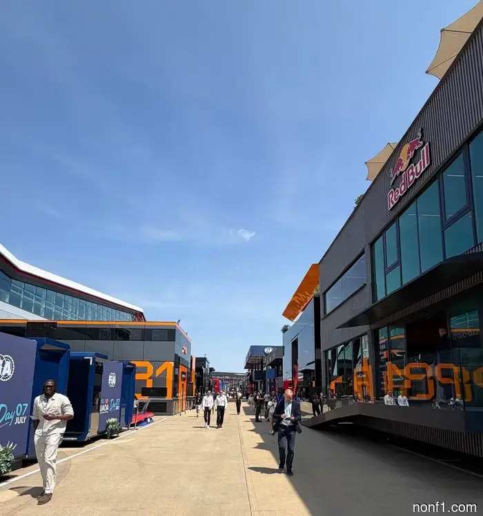 Tour del Paddock: Descubre las casas móviles de los equipos de F1 2026