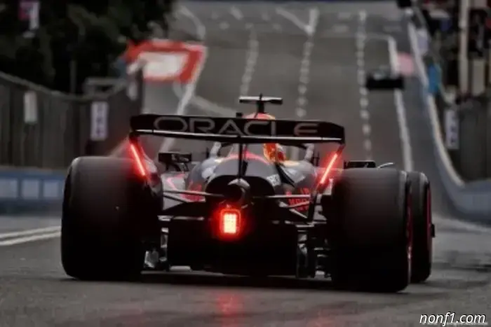 Verstappen criticizes Pirelli's tyre selection for Baku.