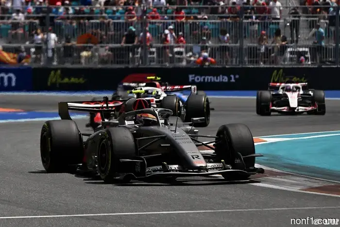 McNish plunged into Audi turmoil during a challenging debut in Miami.