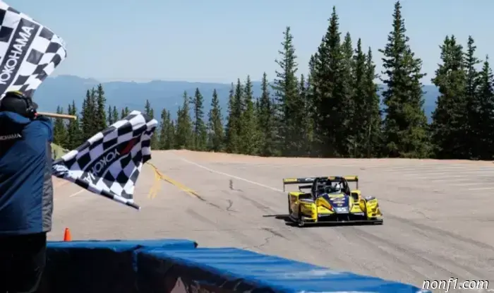 Fagioli, el primer italiano en conquistar Pikes Peak