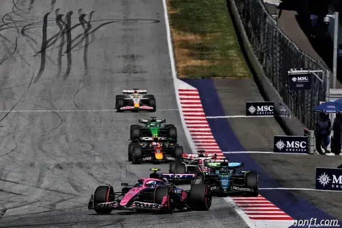 Briatore applies pressure on both Colapinto and Gasly.