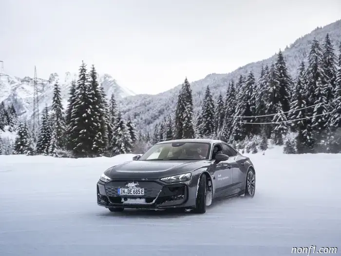 How to Drift a 900-HP Audi on Ice Without Wrecking