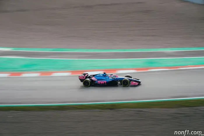 Alpine reaches the 2026 weight limit while competitors face challenges.