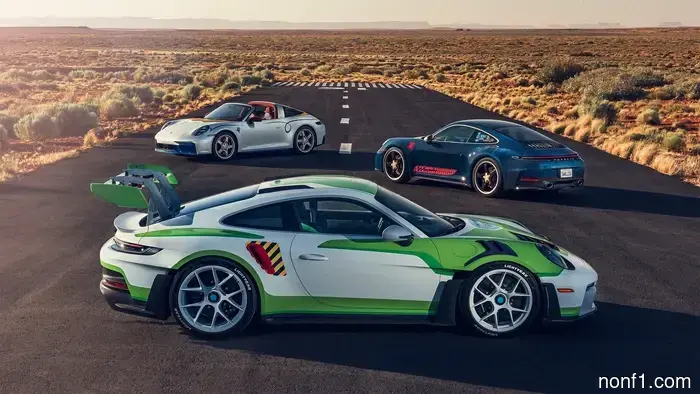 Цветовые волшебники Porsche создали краску, которая выглядит как джинсы, благодаря «Истории игрушек»