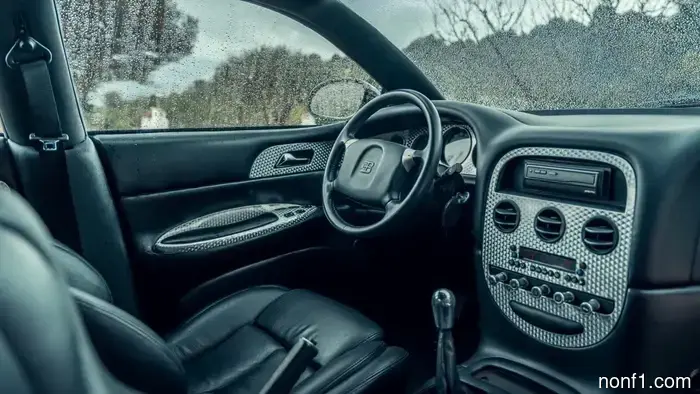 Su Bugatti EB112 Sedán, Monsieur