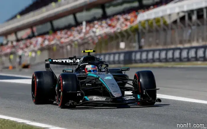 Antonelli leads the driver rankings, while Stroll is in last place.