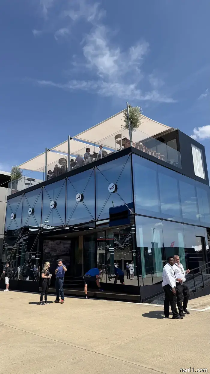 Tour del Paddock: Descubre las casas móviles de los equipos de F1 2026