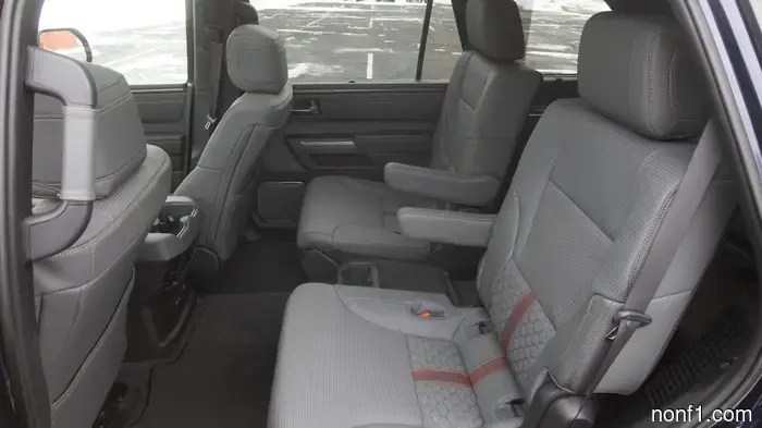 2026 Тойота Секвойя Капстоун Обзор: Ужасное использование $90,000