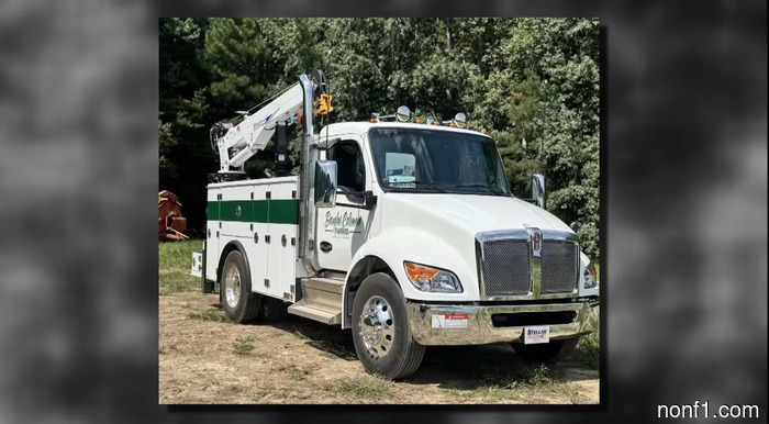Ферма утверждает, что новый Kenworth за 240 000 долларов был в ремонте почти 50 раз
