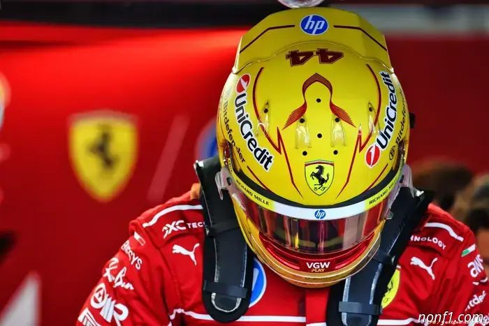 Italia ya pierde la fe en Lewis Hamilton