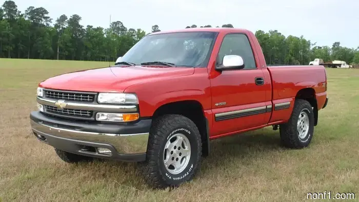Chevy Silverado GMT800 de Cabina Simple como Nuevo Descubierto, y Puedes Comprarlo
