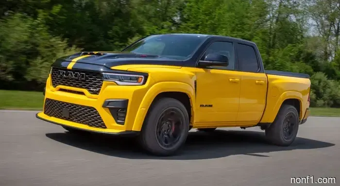 Fin del juego. Ram trajo una camioneta Hellcat Street y Ford trajo un kit de descenso.
