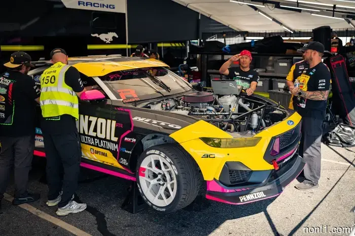 RTR Demonstrates How Professionals Tune a Mustang for Formula Drift
