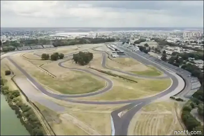 En Buenos Aires se está llevando a cabo la reconstrucción de la carretera.