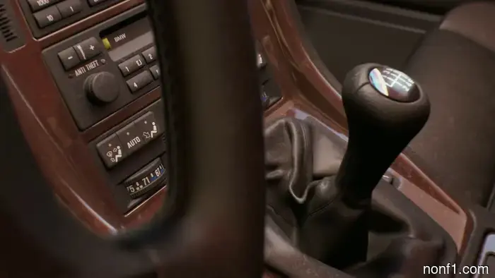 Former Forza Horizon developers reveal 'Clutch', a racing game that incorporates criminal activities.