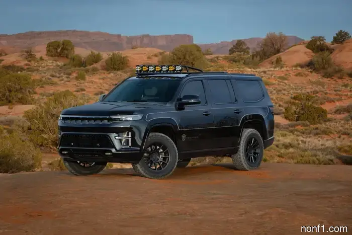 Conceptos del Safari de Jeep de Pascua 2026: XJ Pioneer Restomod y V8 Wrangler ‘Anvil’ lideran el grupo