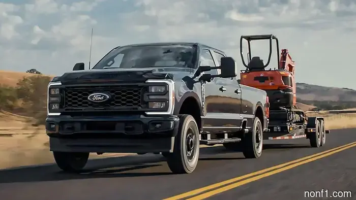 Ford Super Duty Abandona el Motor de 6.8L, Haciendo del V8 de Gas de 7.3L el Estándar