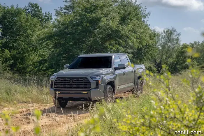 2027 Toyota Tundra получает обработку Trailhunter, но пропускает «сноркель»