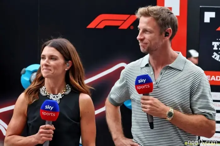 Formula 1 has extended its contract with Sky for one billion pounds.
