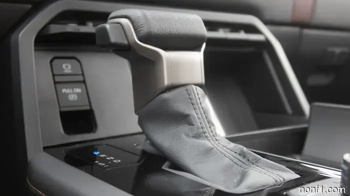 2026 Тойота Секвойя Капстоун Обзор: Ужасное использование $90,000