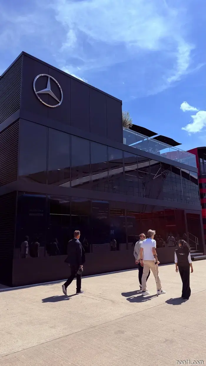 Tour del Paddock: Descubre las casas móviles de los equipos de F1 2026