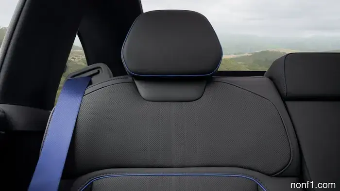 The Lucid Gravity GT-S is a SUV inspired by sapphire, boasting 1,070 horsepower.