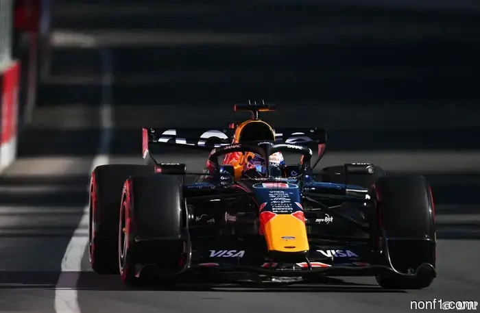 Verstappen 'intentionally allowed Red Bull to collide with the wall'