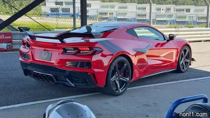 Condujimos la nueva línea de Chevrolet Corvette 2027 con motor LS6. Aquí está el que debes tener.