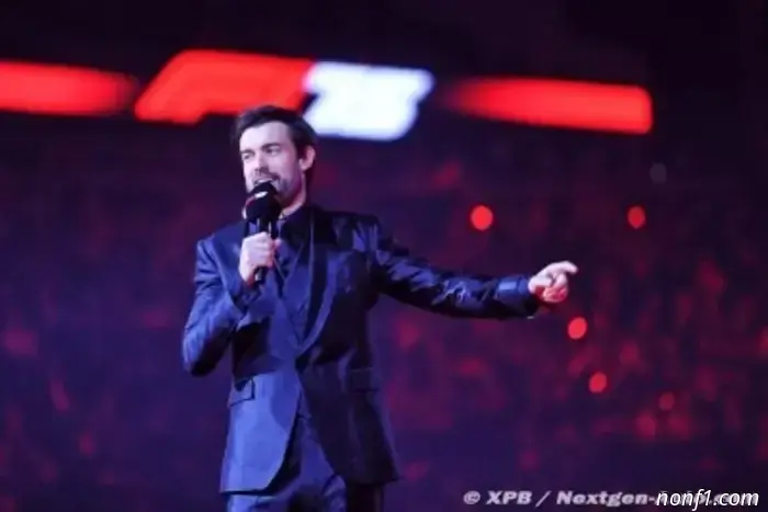 F1 faces accusations of censoring jokes during the London launch event.