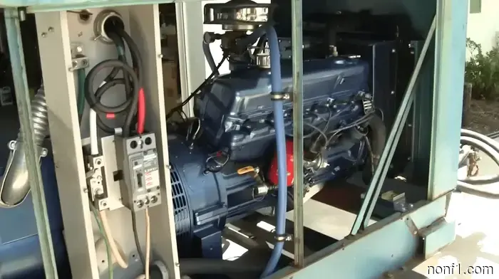 Hot-Rod 1976 Chrysler Slant-Six Now Fuels an Entire Home