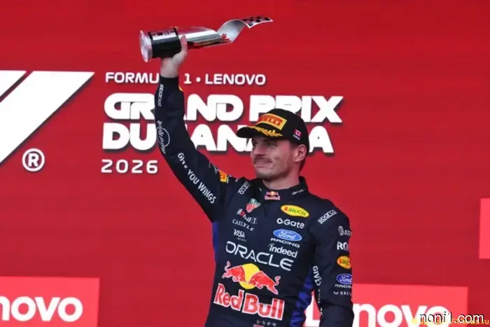 Max Verstappen subió al podio por primera vez en la temporada.