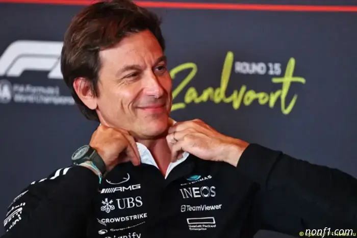 Toto Wolff: la alineación de Mercedes en 2026 no cambiará