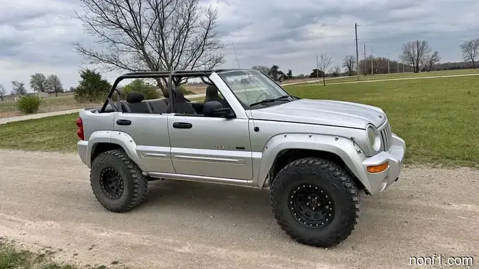 Chase After Life and Joy with This Chopped-Top Jeep Liberty for the Price of a Beater Car
