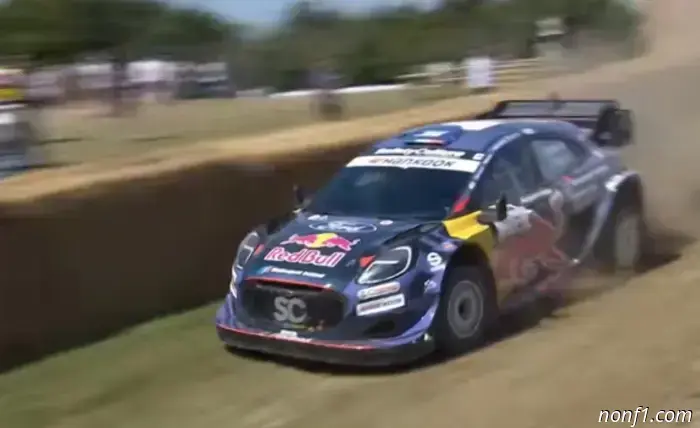Liam Lawson in Goodwood took the wheel of a rally Ford Puma.