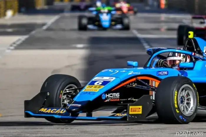 Théophile Naël won the Macau Grand Prix, held this weekend for the 72nd time on the classic street circuit often compared to Monaco but considered even more challenging.

The French Pinnacle Motorsport driver crossed the finish line just 0.250 seconds ahead of Mari Boya, his teammate who finished last Formula 3 season third in the standings. Also on the podium was 17-year-old Enzo Deligny, who is due to make his debut in F3 with Prema Racing next season.

Unlike yesterday’s qualifying race, today’s Macau Grand Prix was rich in incidents, and Naël only took the lead after the fourth period when the safety car was deployed.

From pole started Freddie Slater, a Prema driver, but he was overtaken by Mari Boya at the first corner, and the Briton had to fend off attacks from Naël, who had started the race third. R-ace GP driver Deligny took advantage of the situation and managed to pass Théophile.

Taito Kato, a Japanese driver competing under a French license for ART, misjudged his speed entering the Lisboa turn and collided with Mattia Kolnagi of PHM Racing, after which a pile-up of several cars formed in the next corner and the safety car was deployed.

On the restart Slater managed to overtake Boya and build a three-second gap to the field, but on lap nine at the same Lisboa turn Oscar Wurz could not avoid contact with the barriers.

Another restart was given on lap 11, and Mari Boya was determined to fight back, attacking Slater on the exit of Mandarin. Freddie fought desperately but could not keep the car on track and hit the barrier in the final corner. His race was over and the safety car was again deployed — this time on lap 12 of 15.

Théophile Naël spent almost the entire distance trying to attack Deligny, but Enzo was able to hold his position. On the final restart, given on the penultimate lap, both drivers ran close behind Mari Boya, who after Mandarin repelled the attack from the R-ace GP driver but was powerless against Naël, who passed both and took the lead.

So he only headed the race right at the finish, but that no longer mattered. Théophile became the winner of a very prestigious junior event, which will bring the 18-year-old driver additional attention. He already has a contract with Campos Racing, however, and will continue racing in Formula 3 next season.