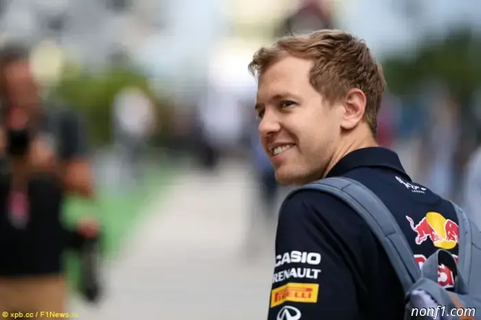 Vettel confirms talks with Red Bull on return