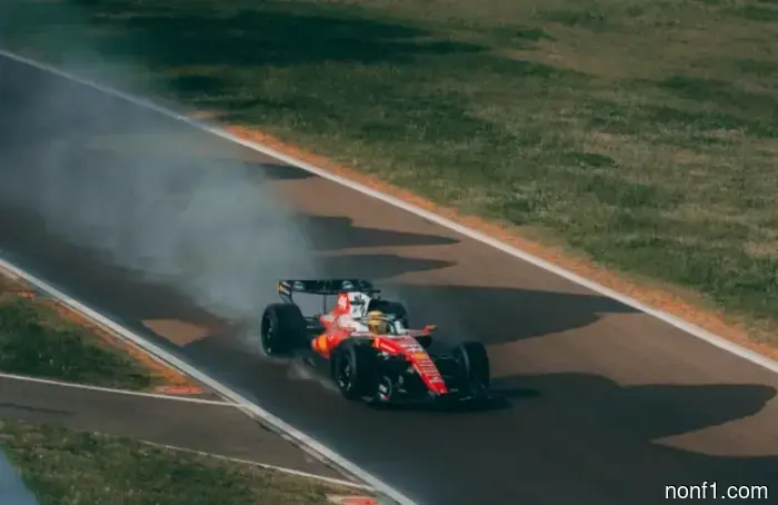 In two days of tire testing, Hamilton covered 884 km.